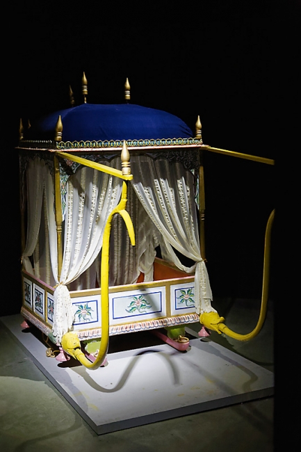 Gwalior-Jaivilas palace-018